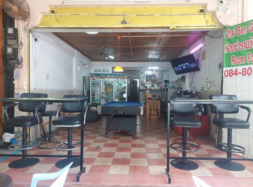 Pluemchai Guesthouse Jomtien Beach Exterior foto