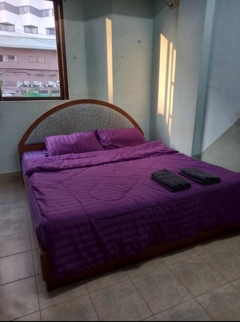 Pluemchai Guesthouse Jomtien Beach Exterior foto